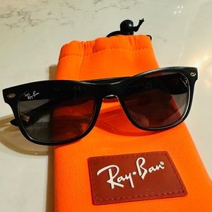 Kids Ray Ban Wayfarer Sunglasses